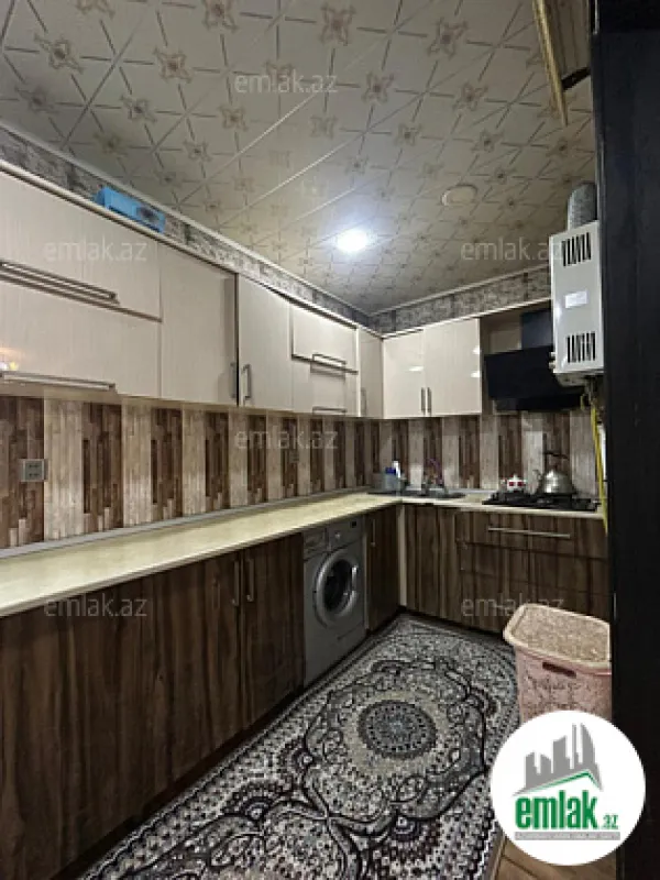 Satılır 3 otaqlı köhnə tikili 80 m²
