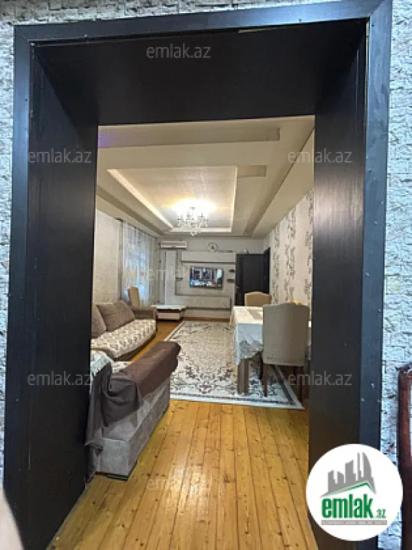 Satılır 3 otaqlı köhnə tikili 80 m²