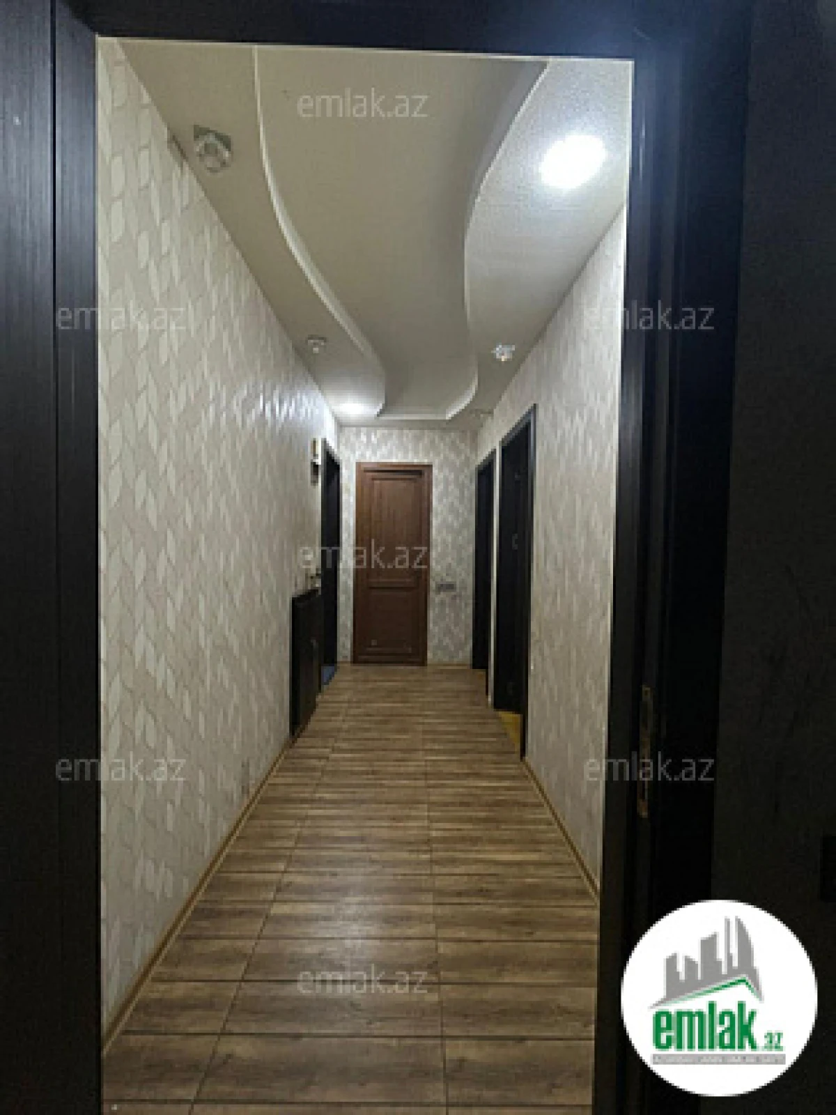 Satılır 3 otaqlı köhnə tikili 80 m²