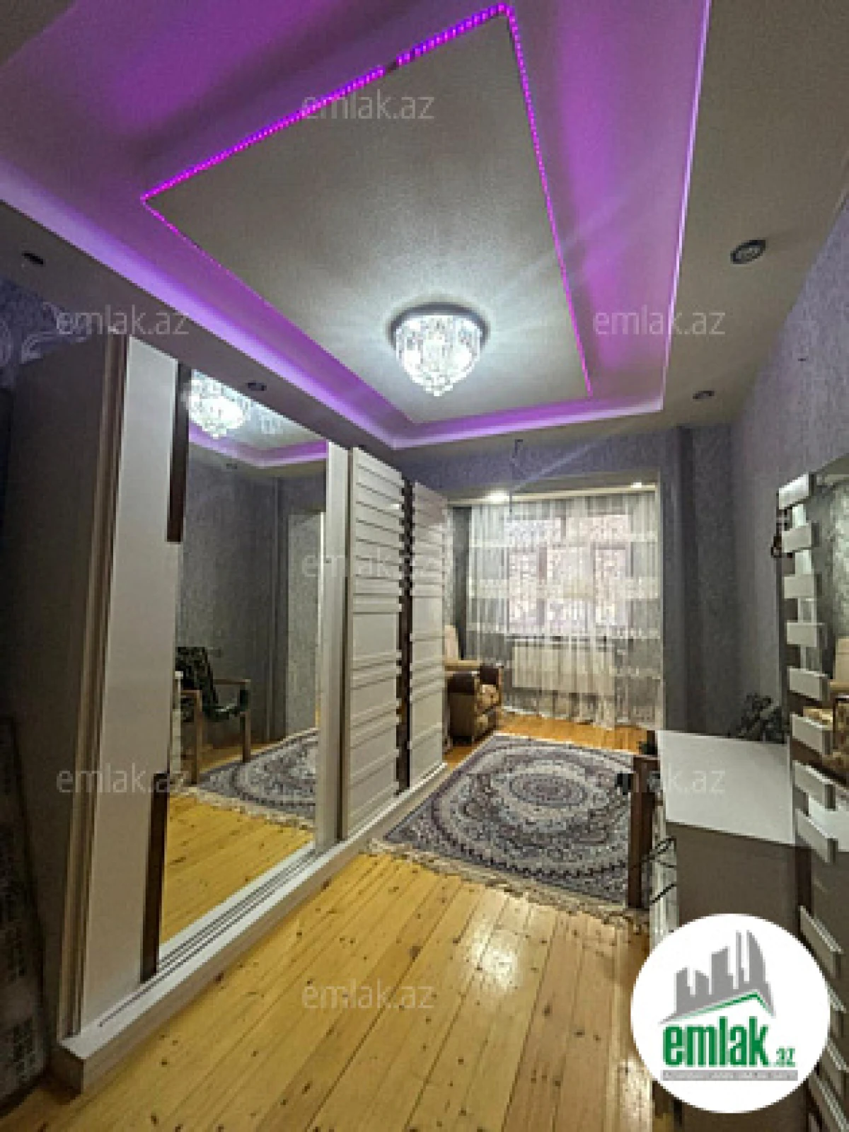 Satılır 3 otaqlı köhnə tikili 80 m²