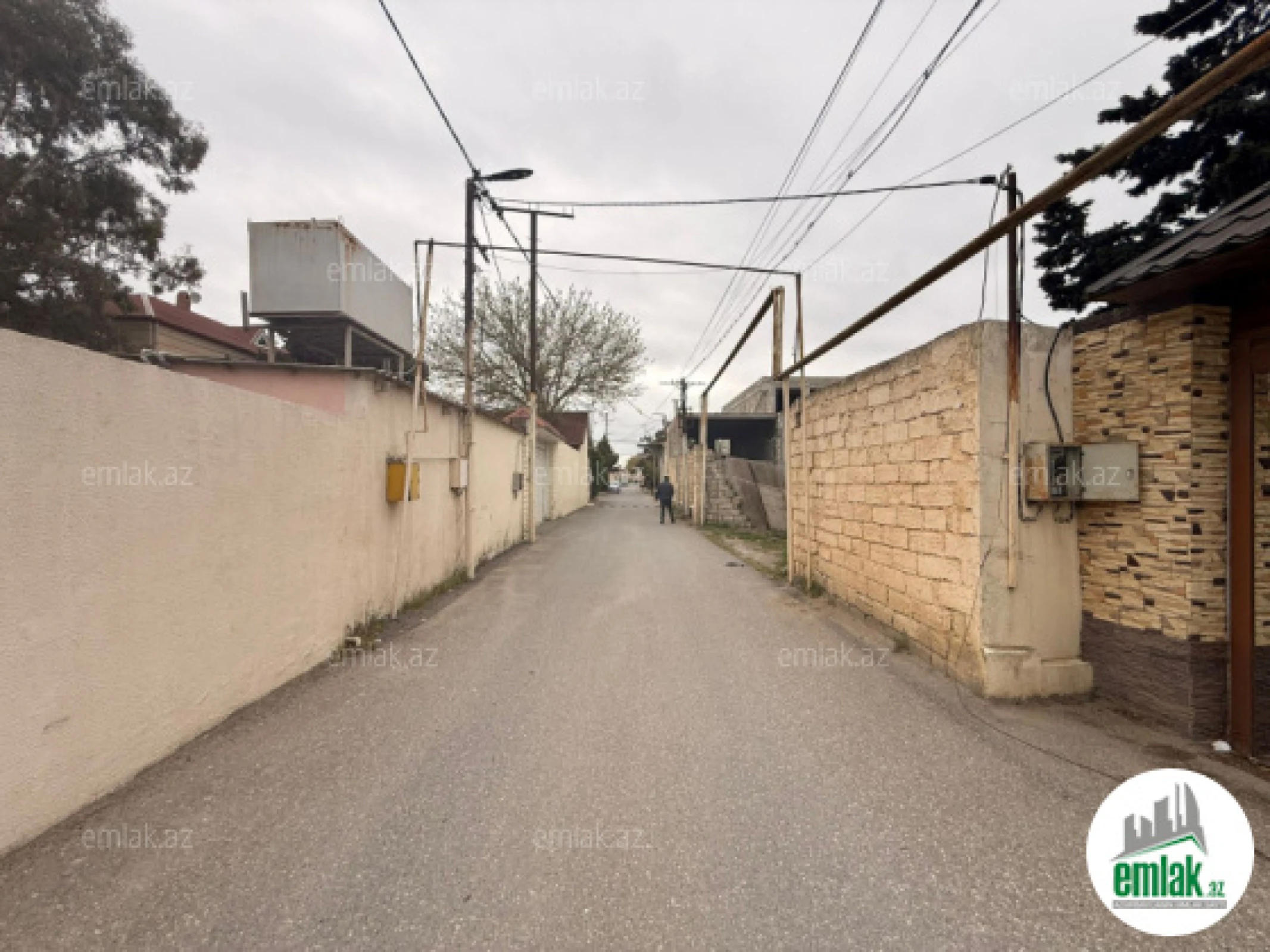 Satılır torpaq sahəsi 12 m²