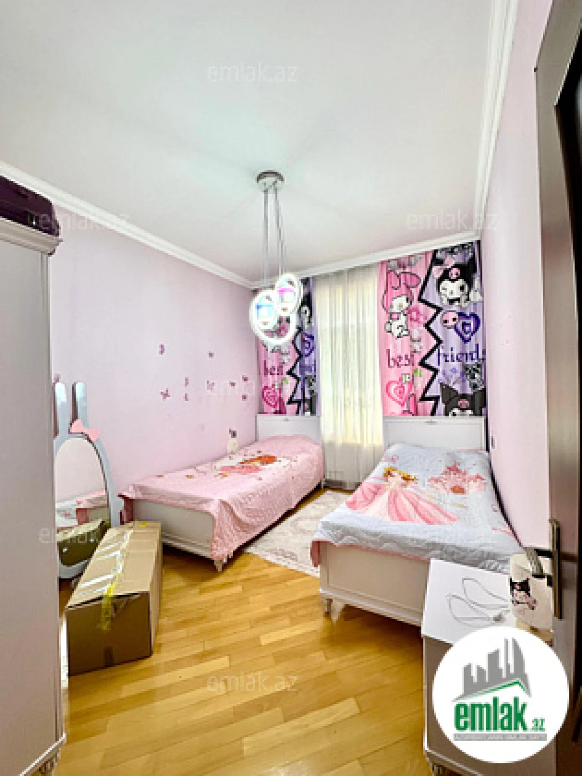 Satılır 6 otaqlı həyət evi 180 m²