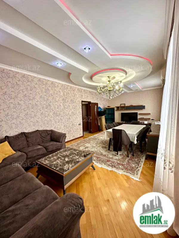 Satılır 6 otaqlı həyət evi 180 m²