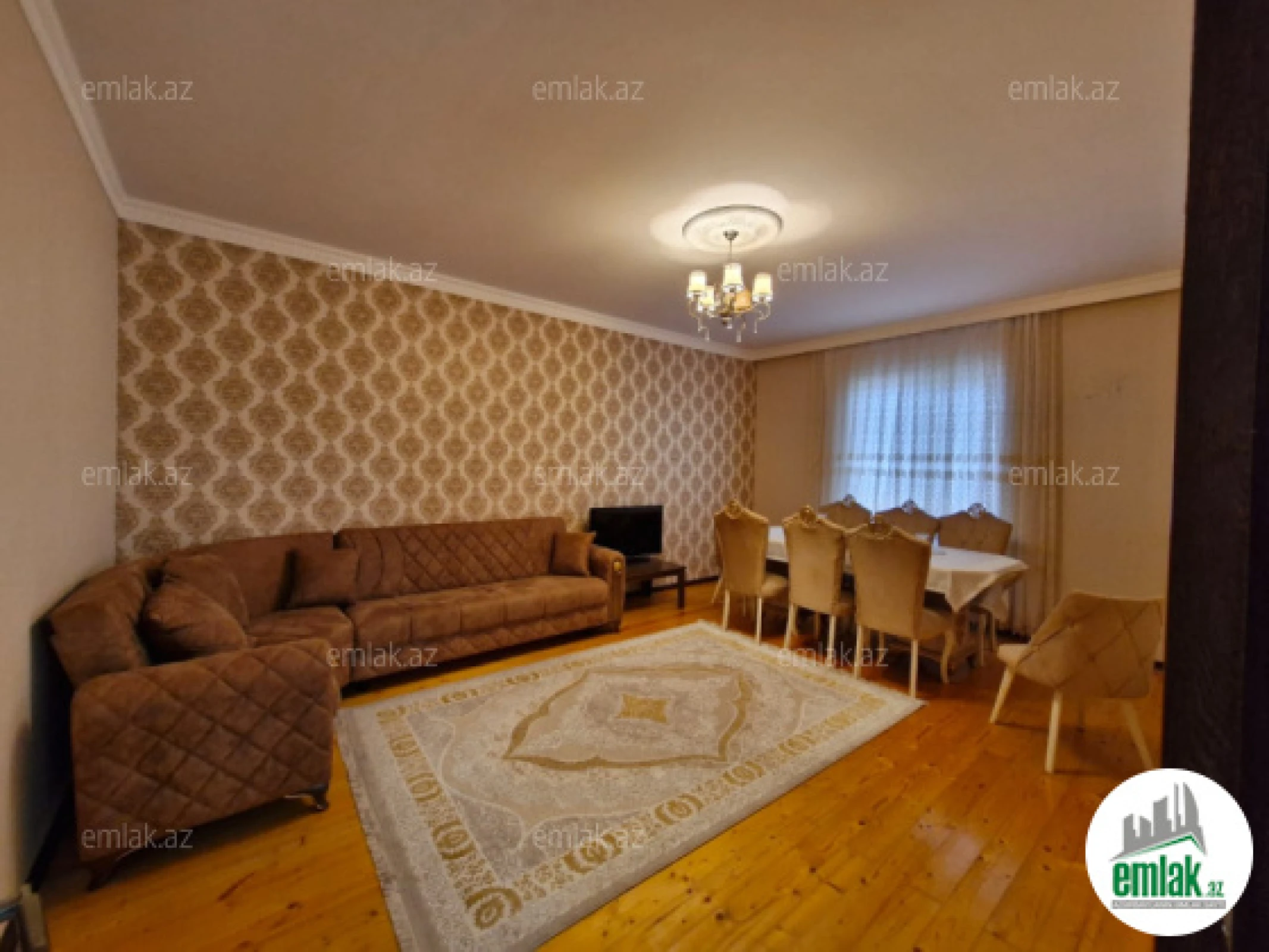 Satılır 5 otaqlı həyət evi 200 m²