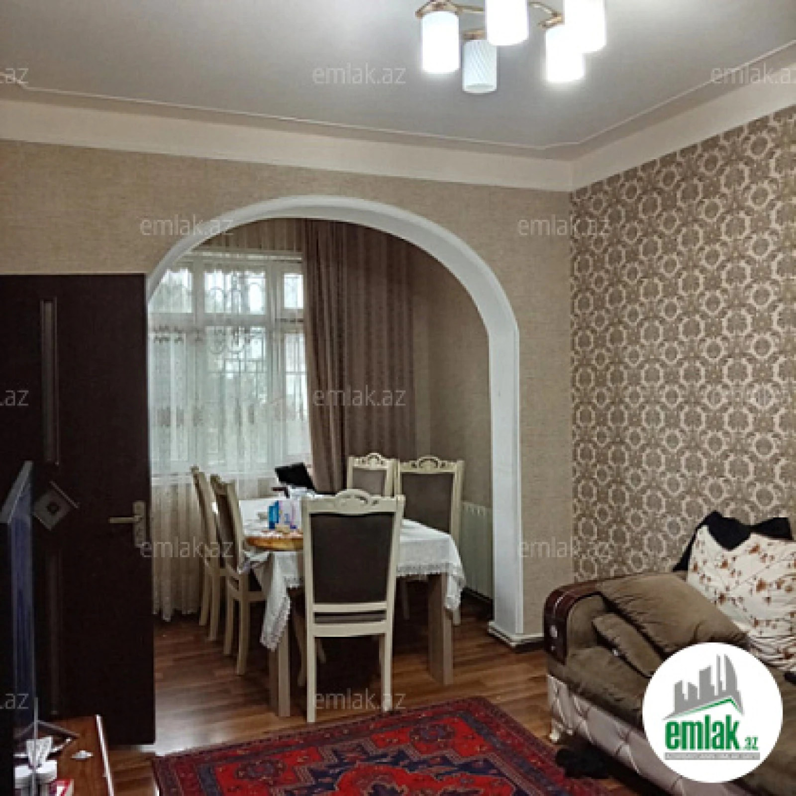 Satılır 3 otaqlı köhnə tikili 75 m²