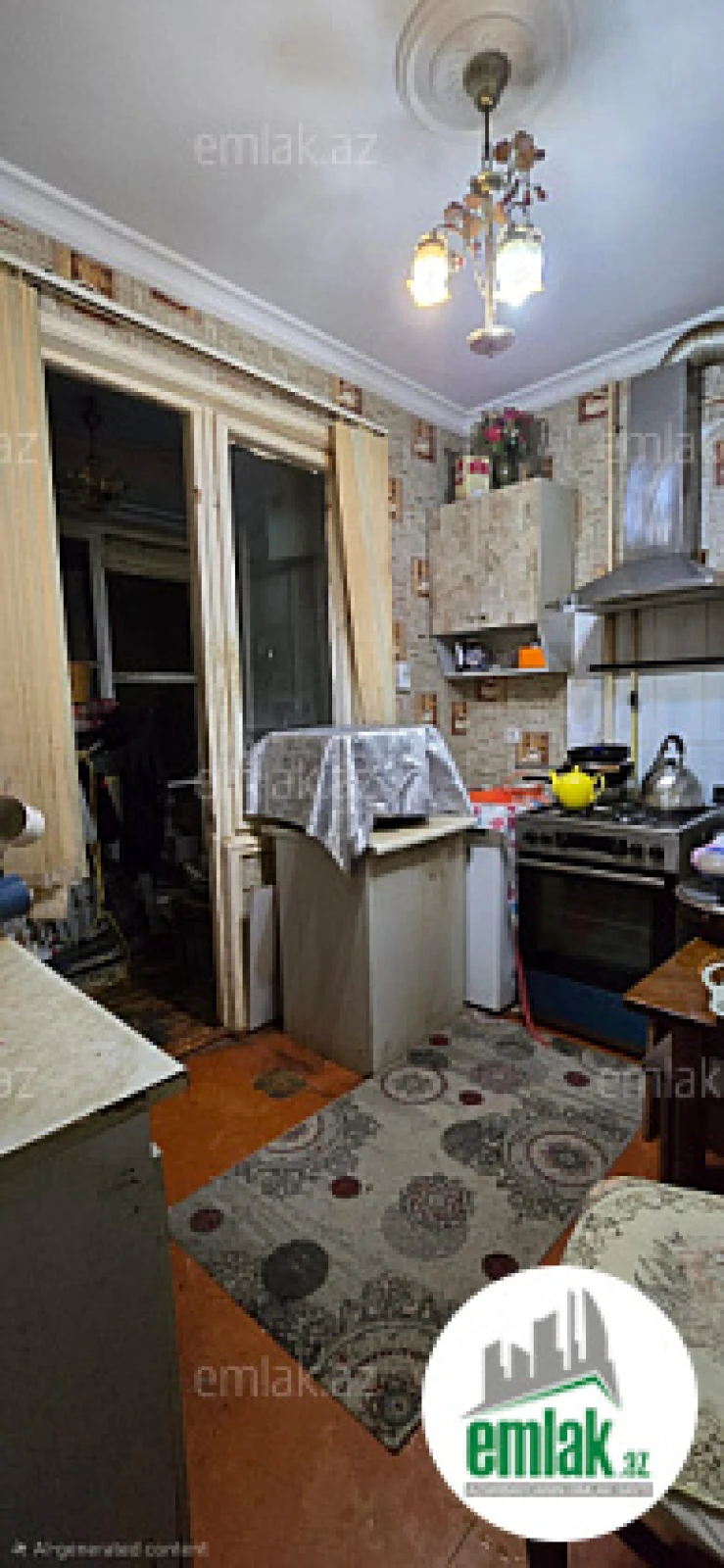 Satılır 2 otaqlı köhnə tikili 70 m²