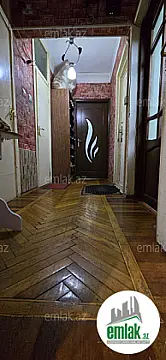 Satılır 2 otaqlı köhnə tikili 70 m²