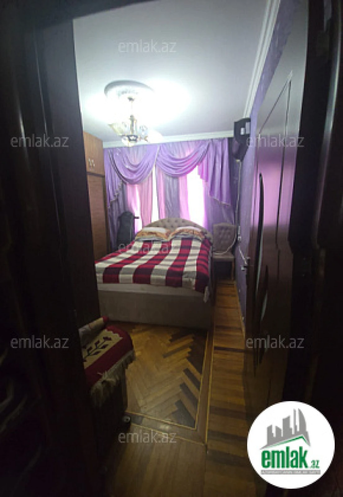 Satılır 2 otaqlı köhnə tikili 70 m²