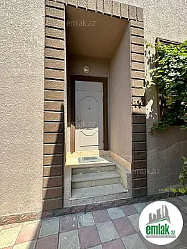 Satılır 5 otaqlı həyət evi 200 m² — Bakı 5 otaq 200.00 m²