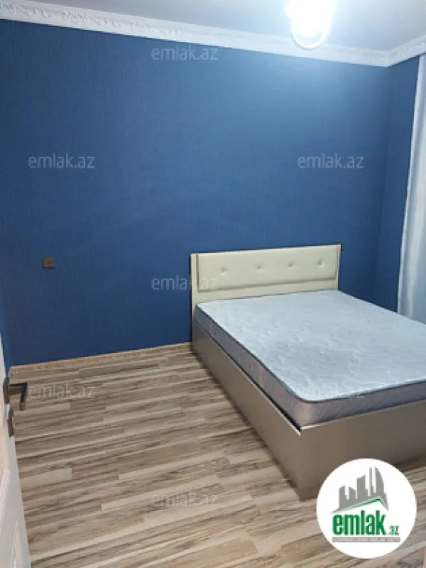 Satılır 5 otaqlı həyət evi 280 m²