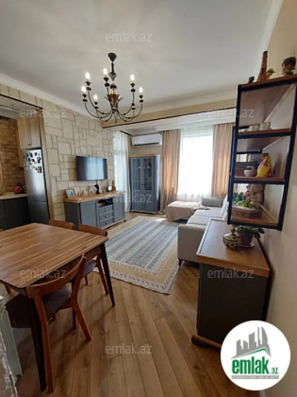 Satılır 4 otaqlı yeni tikili 100 m²