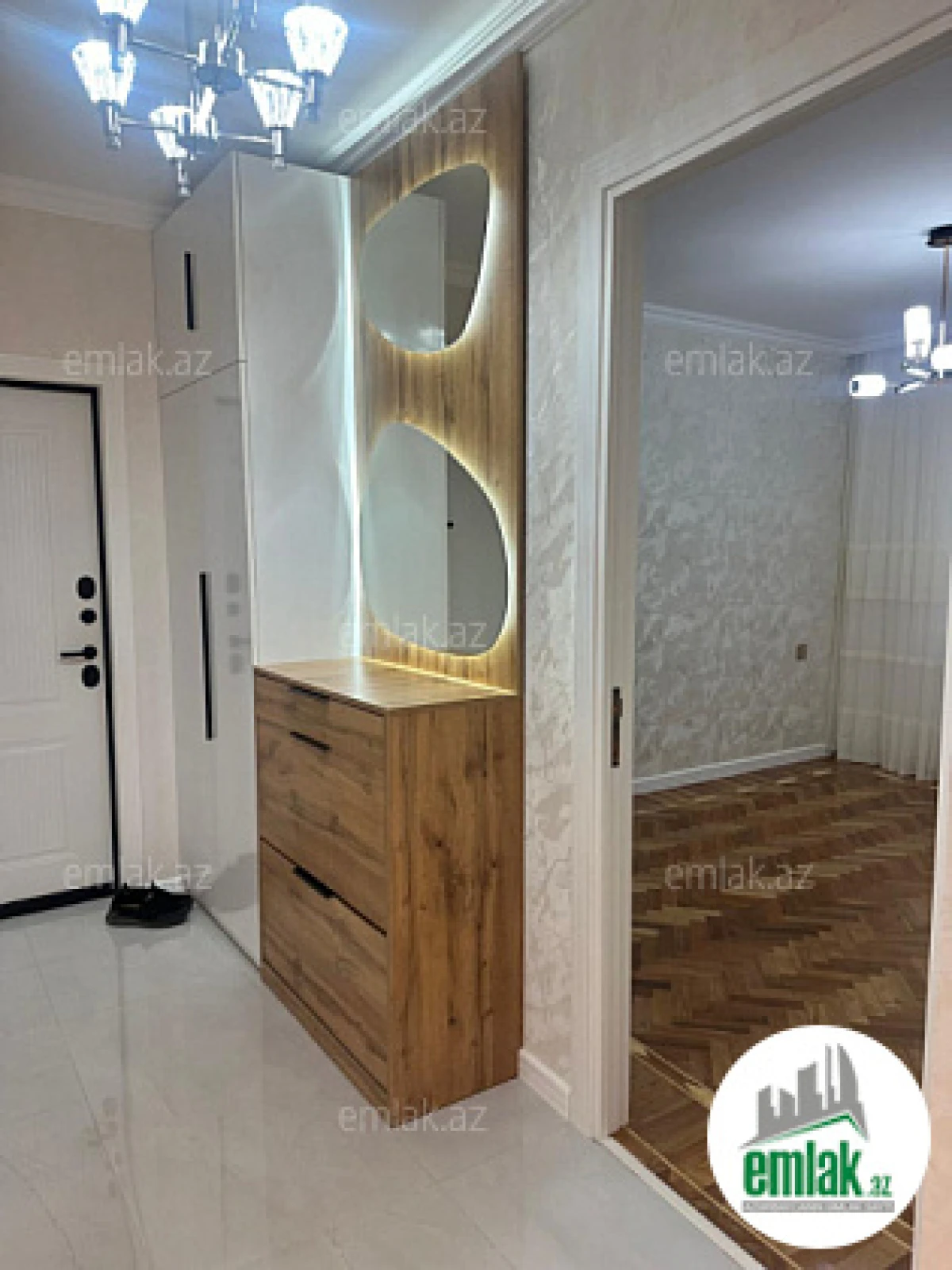 Satılır 3 otaqlı köhnə tikili 75 m²