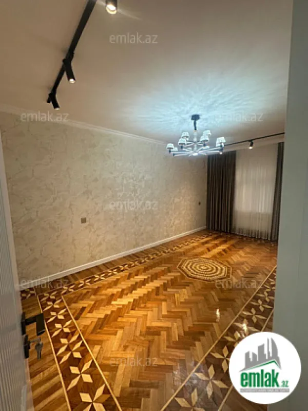 Satılır 3 otaqlı köhnə tikili 75 m²