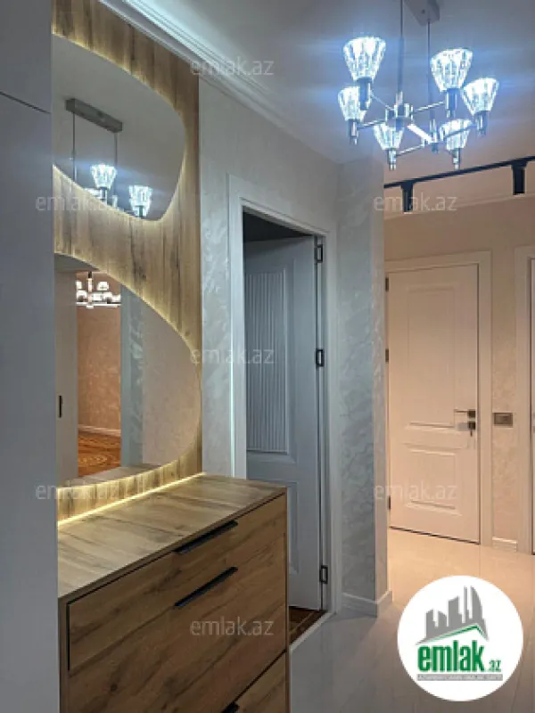 Satılır 3 otaqlı köhnə tikili 75 m²