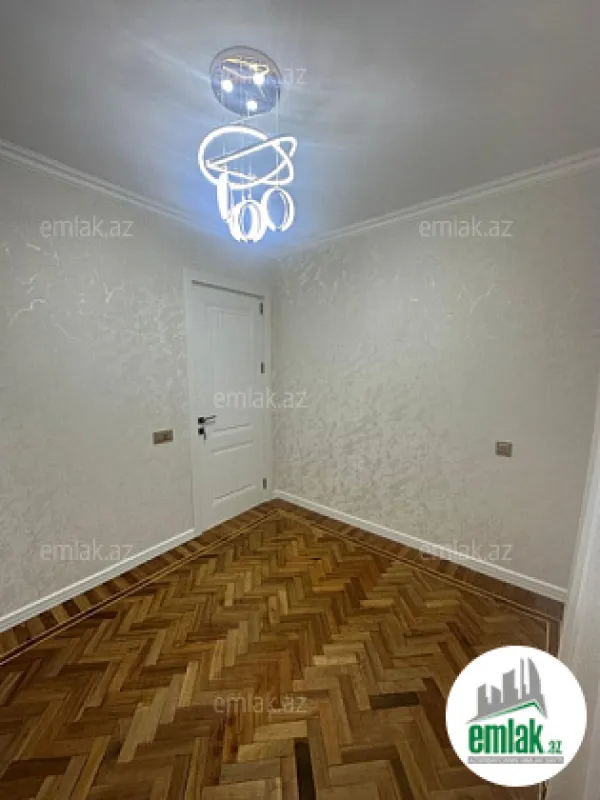 Satılır 3 otaqlı köhnə tikili 75 m²