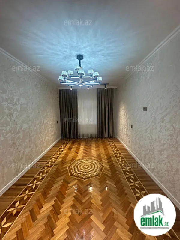 Satılır 3 otaqlı köhnə tikili 75 m²