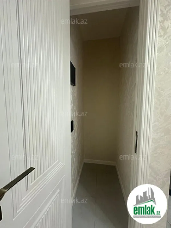Satılır 3 otaqlı köhnə tikili 75 m²
