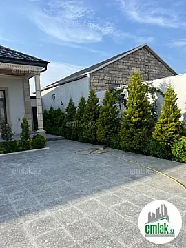 Satılır 4 otaqlı mənzil 110 m²