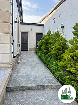 Satılır 4 otaqlı mənzil 110 m²