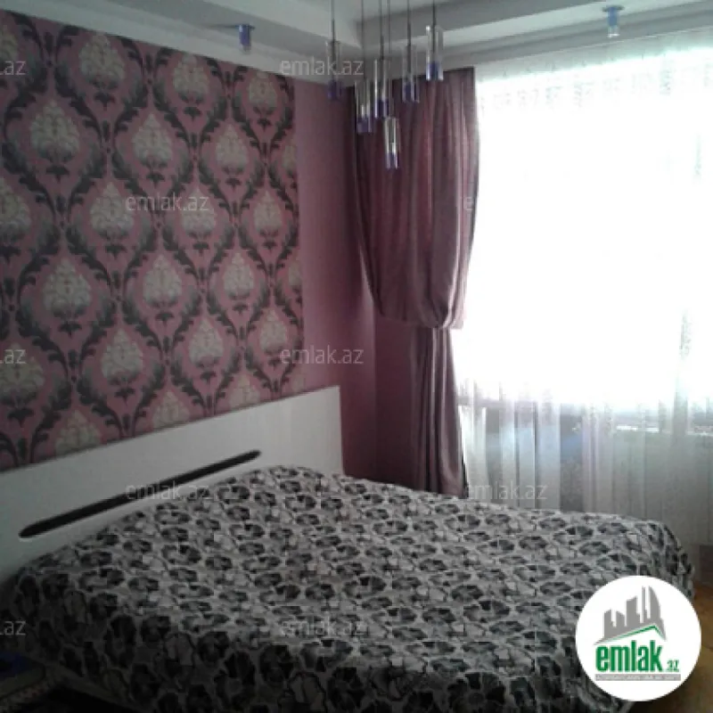 Satılır 3 otaqlı yeni tikili 120 m²