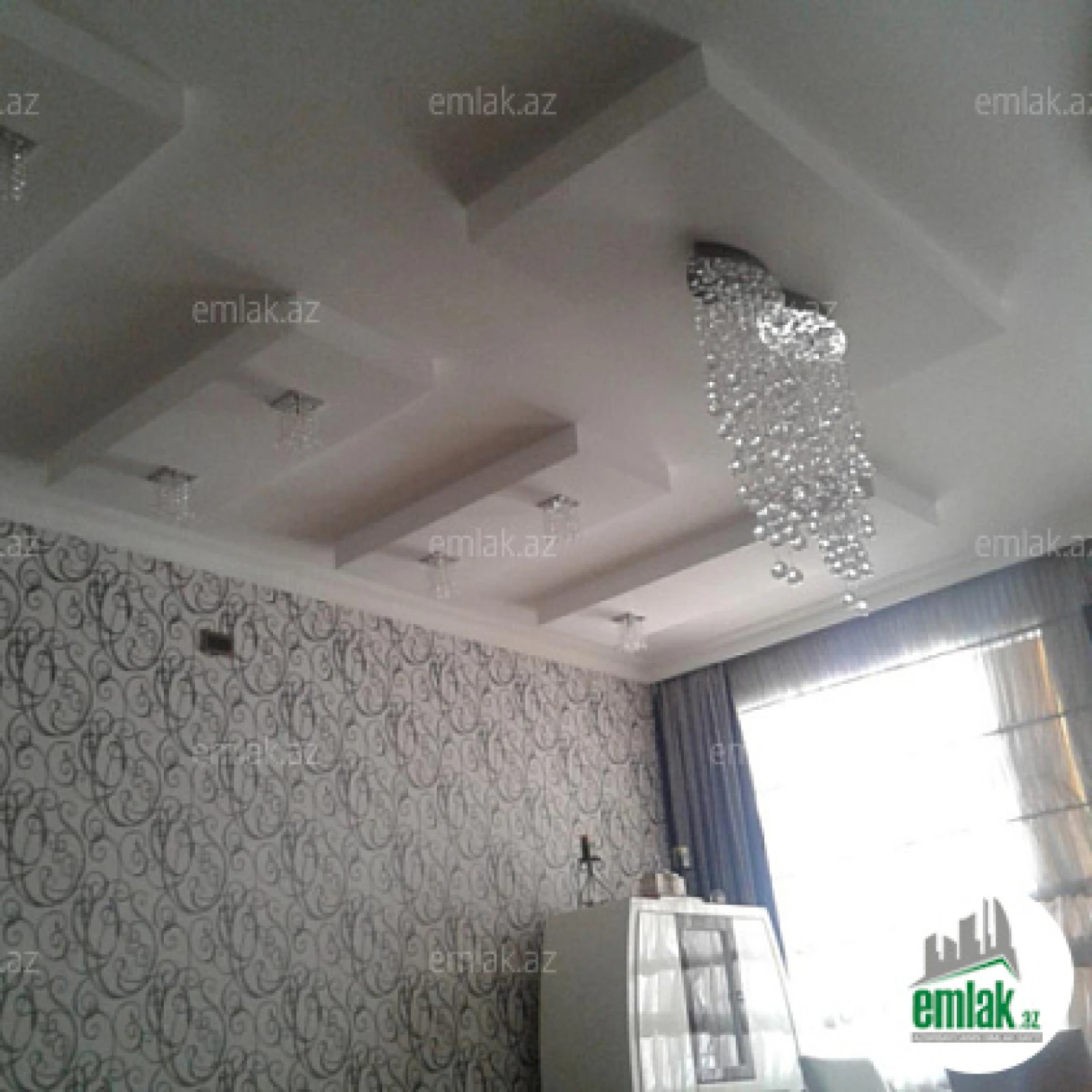 Satılır 3 otaqlı yeni tikili 120 m²