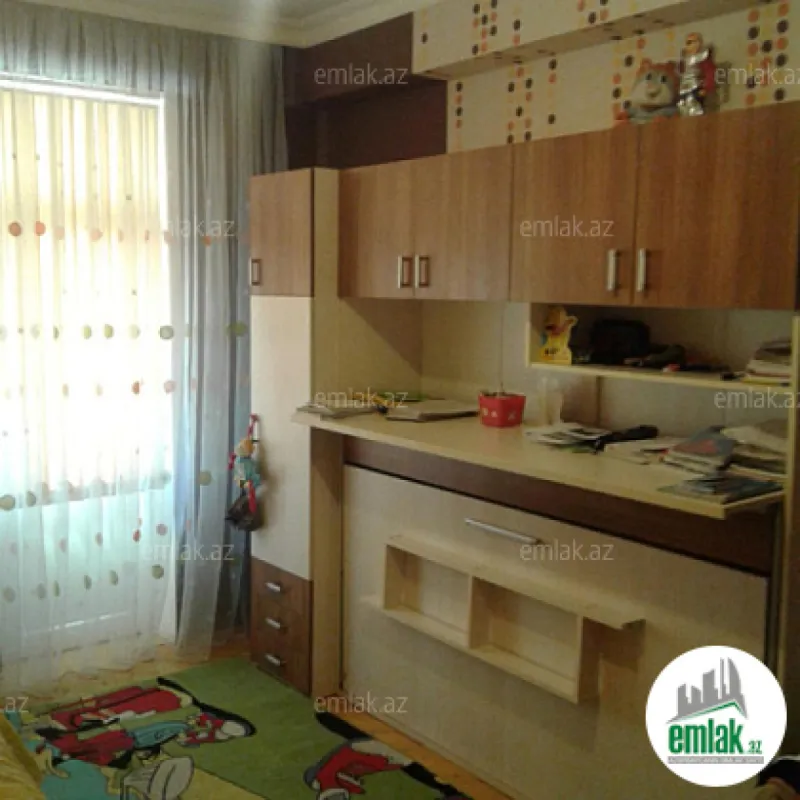 Satılır 3 otaqlı yeni tikili 120 m²
