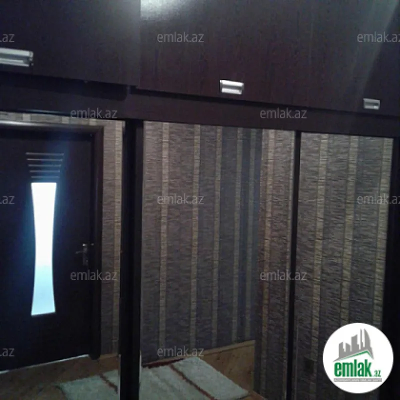 Satılır 3 otaqlı yeni tikili 120 m²