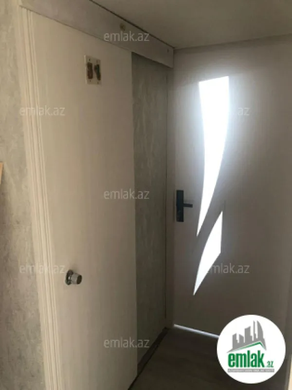 Satılır 1 otaqlı köhnə tikili 45 m²