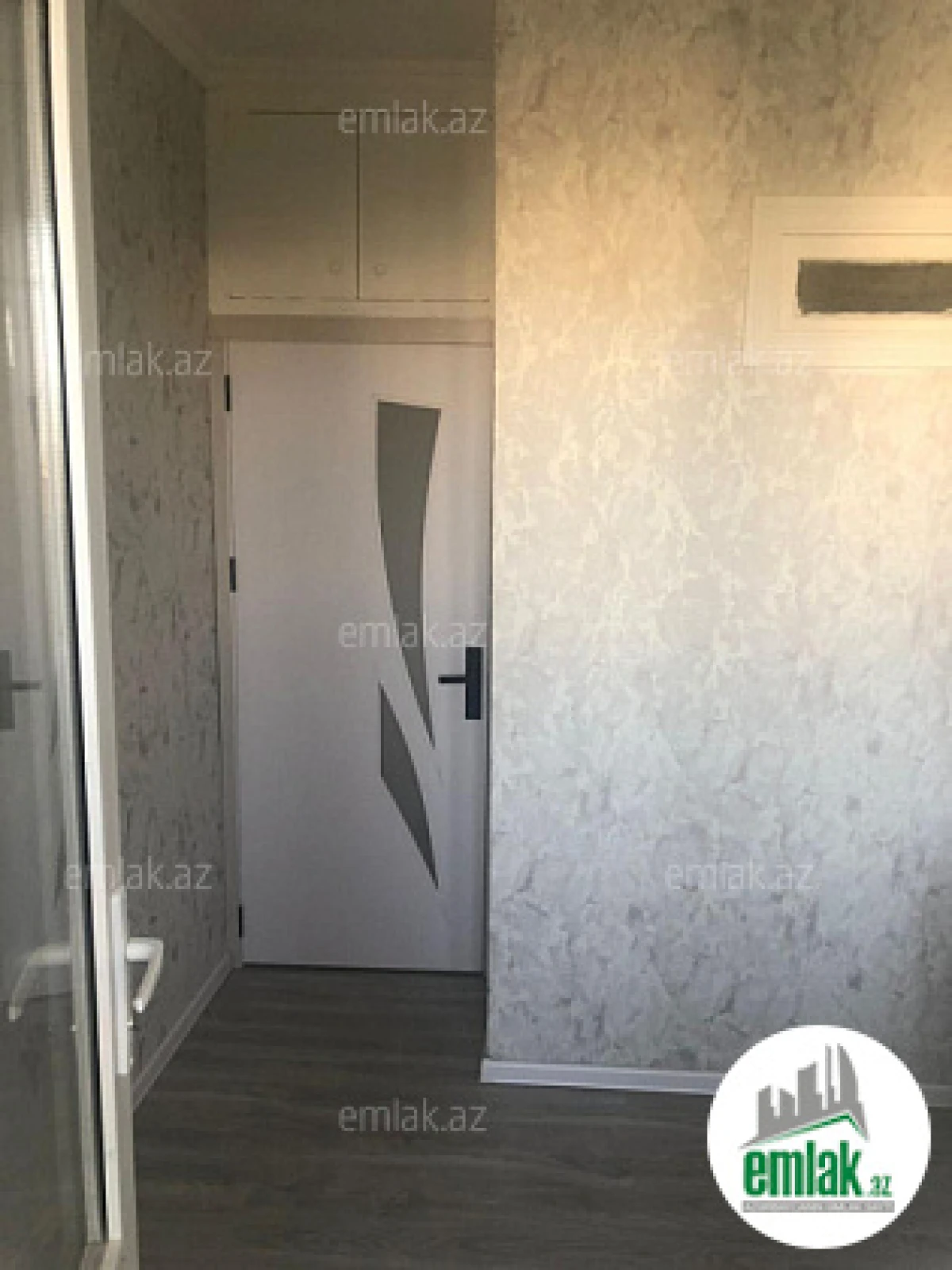 Satılır 1 otaqlı köhnə tikili 45 m²