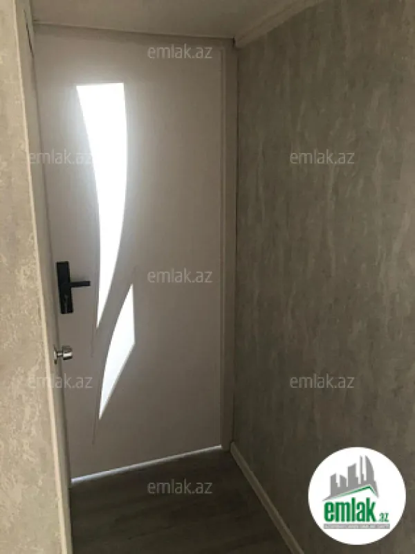 Satılır 1 otaqlı köhnə tikili 45 m²