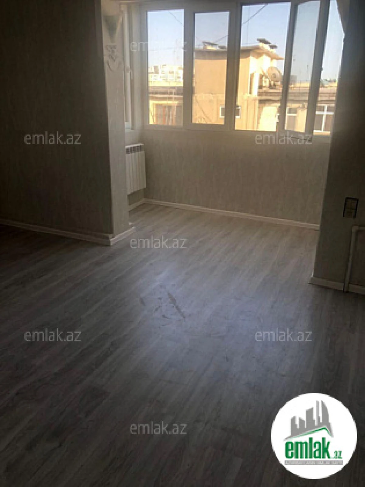 Satılır 1 otaqlı köhnə tikili 45 m²