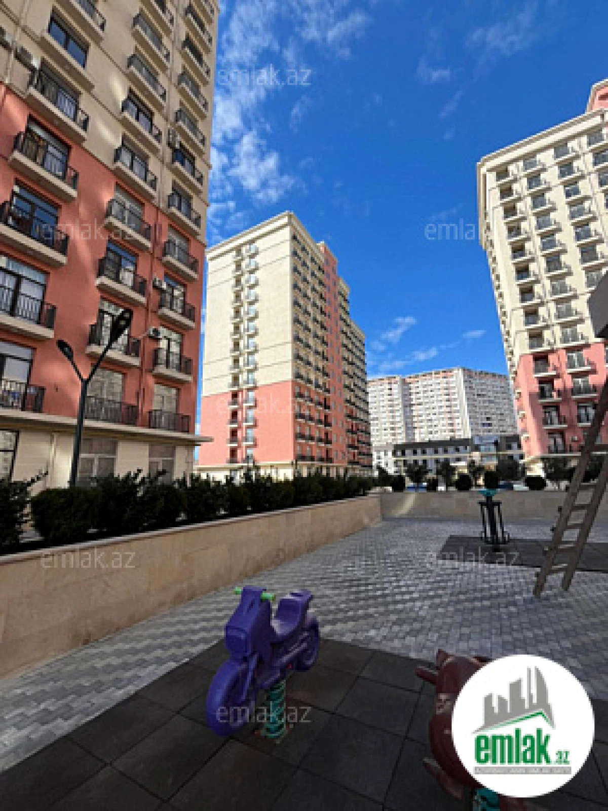 Satılır 2 otaqlı yeni tikili 57 m²