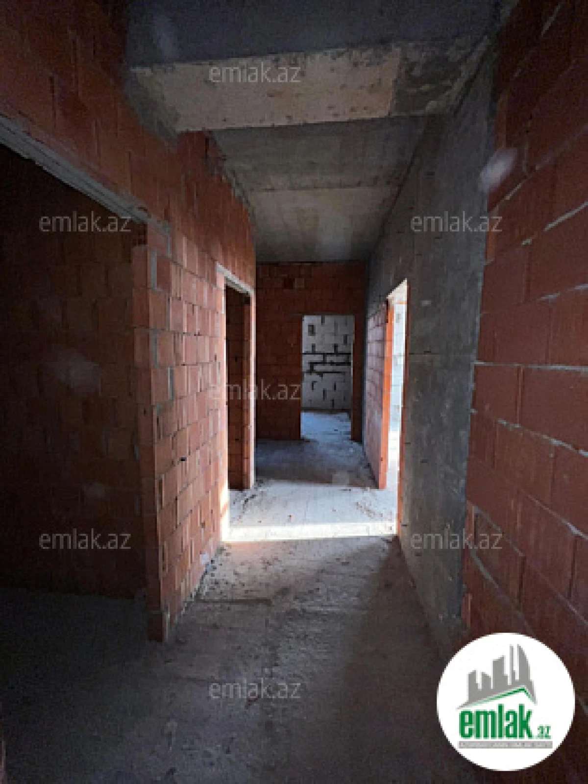 Satılır 3 otaqlı yeni tikili 118 m²