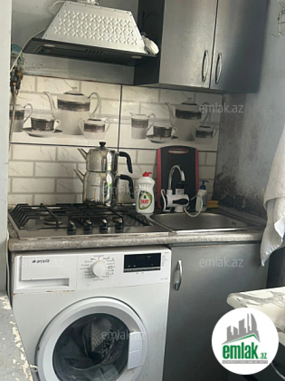 Satılır 2 otaqlı köhnə tikili 42 m²