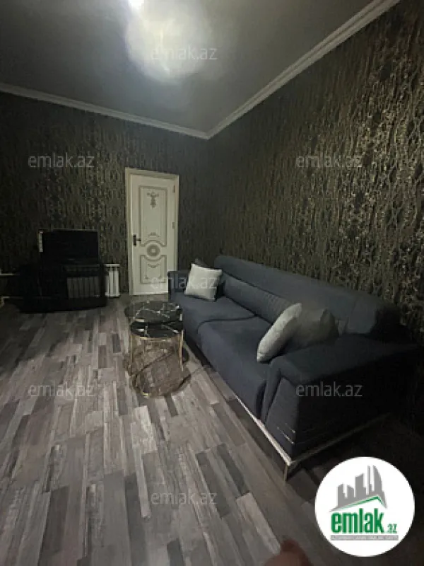 Satılır 2 otaqlı köhnə tikili 42 m²