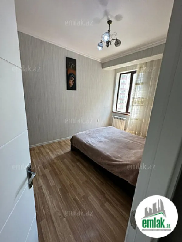 Satılır 2 otaqlı yeni tikili 80 m²