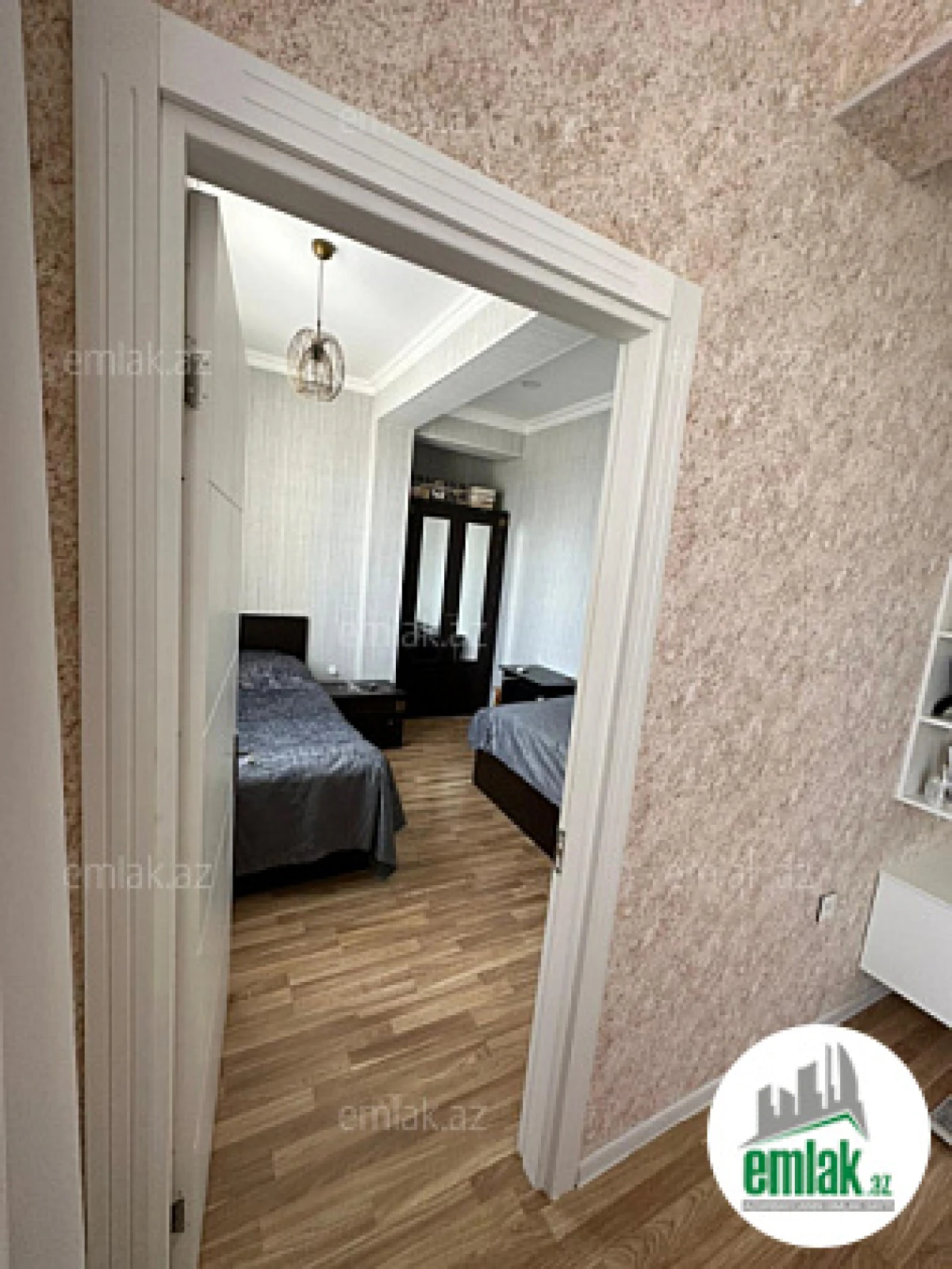 Satılır 2 otaqlı yeni tikili 80 m²