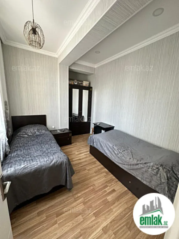 Satılır 2 otaqlı yeni tikili 80 m²
