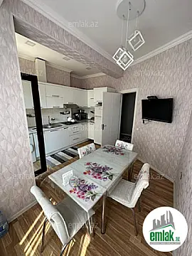 Satılır 2 otaqlı yeni tikili 80 m²