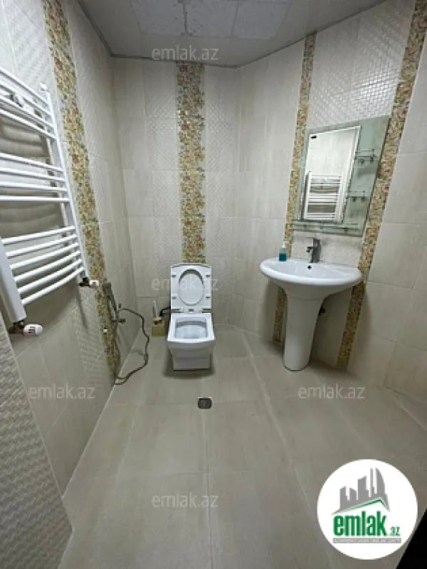 Satılır 4 otaqlı yeni tikili 140 m²