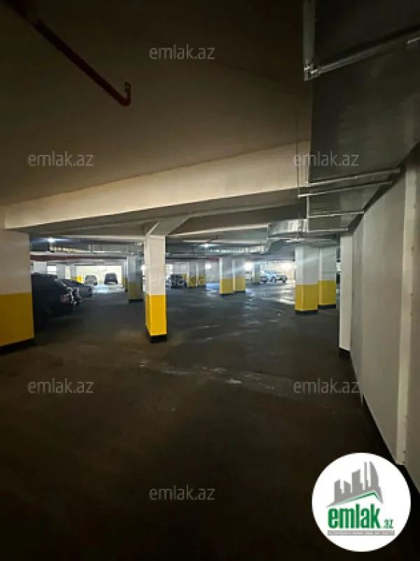 Satılır 4 otaqlı yeni tikili 140 m²