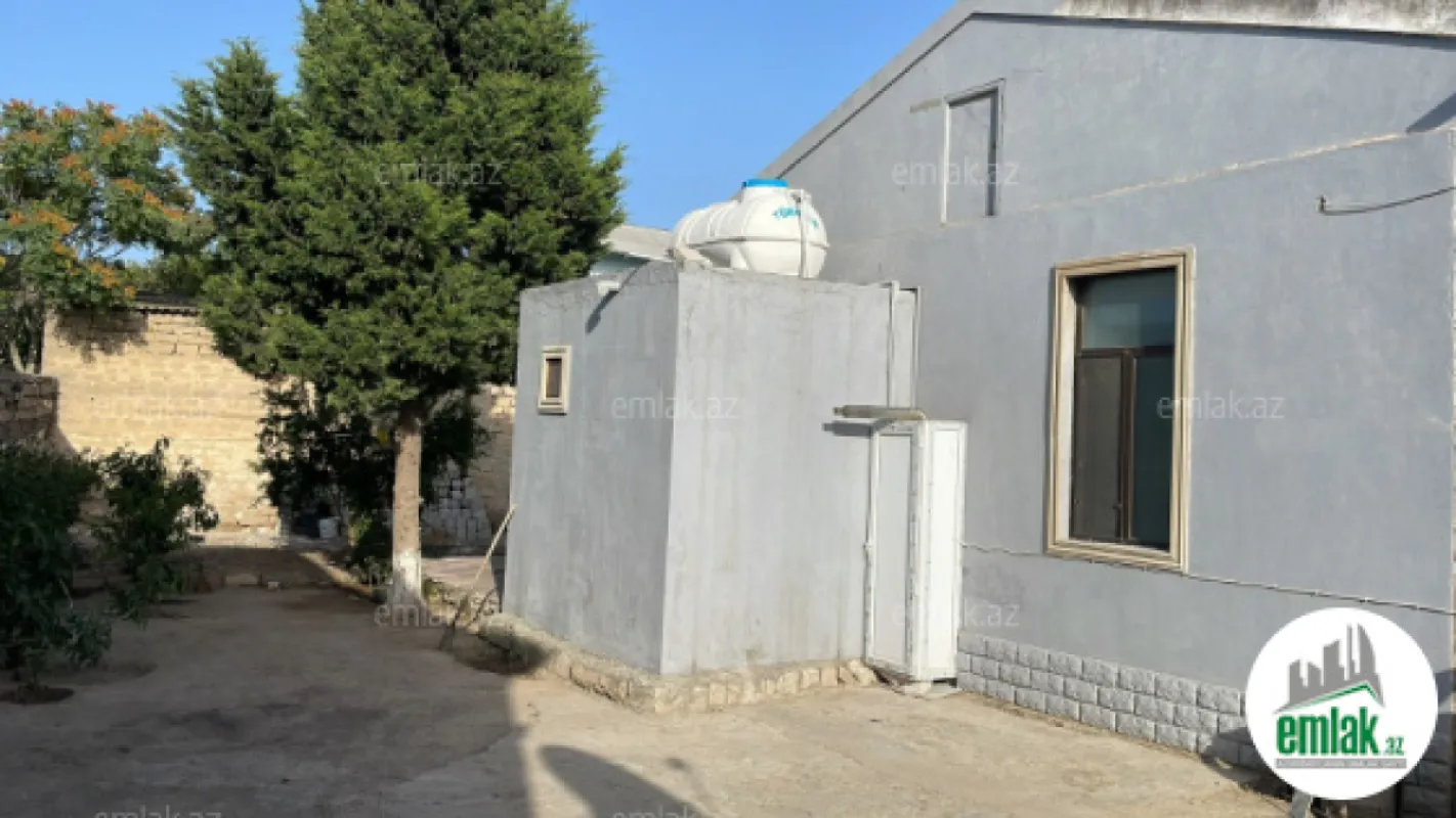 Satılır 3 otaqlı həyət evi 130 m²