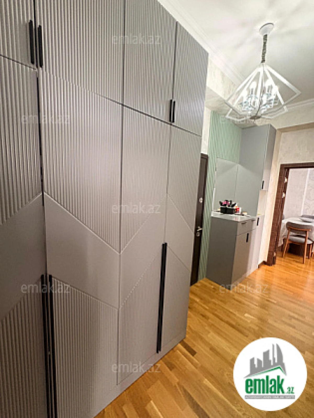 Satılır 2 otaqlı yeni tikili 70 m²