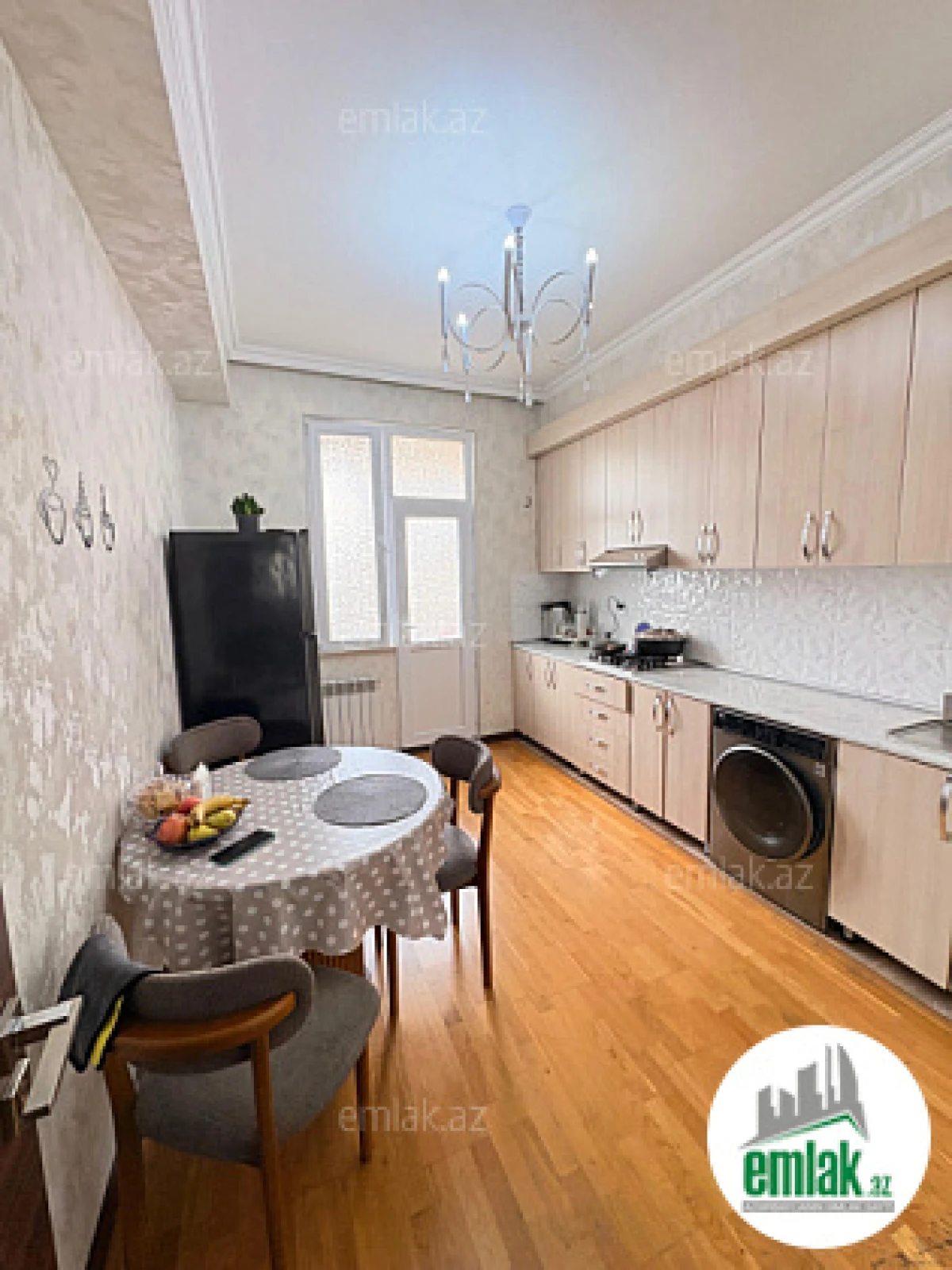 Satılır 2 otaqlı yeni tikili 70 m²