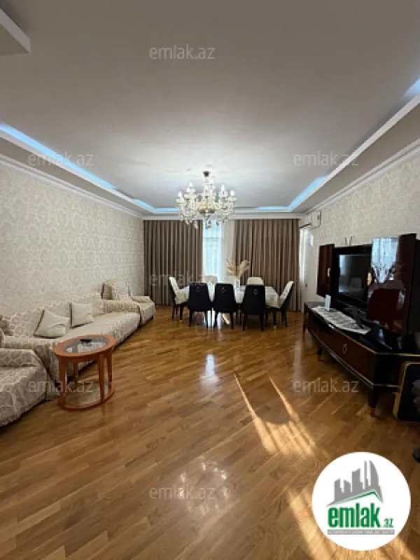 Satılır 3 otaqlı yeni tikili 135 m²