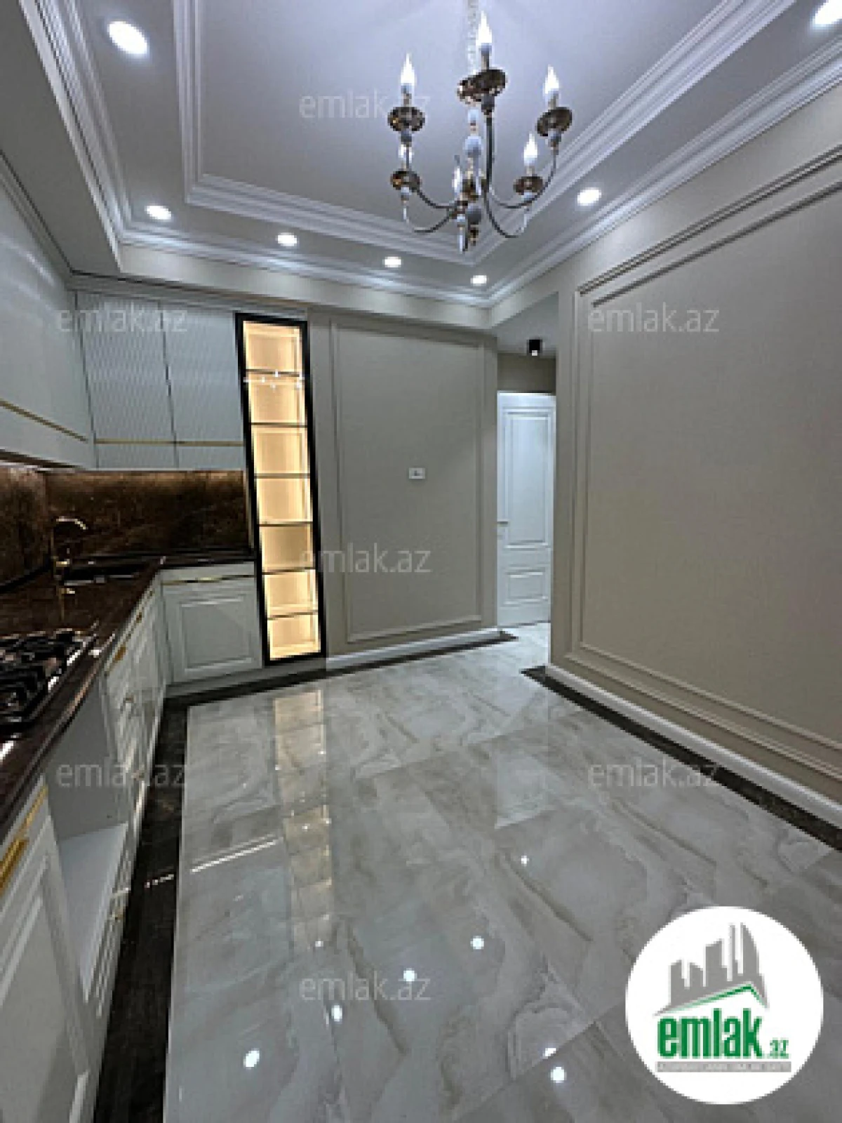 Satılır 3 otaqlı yeni tikili 90 m²