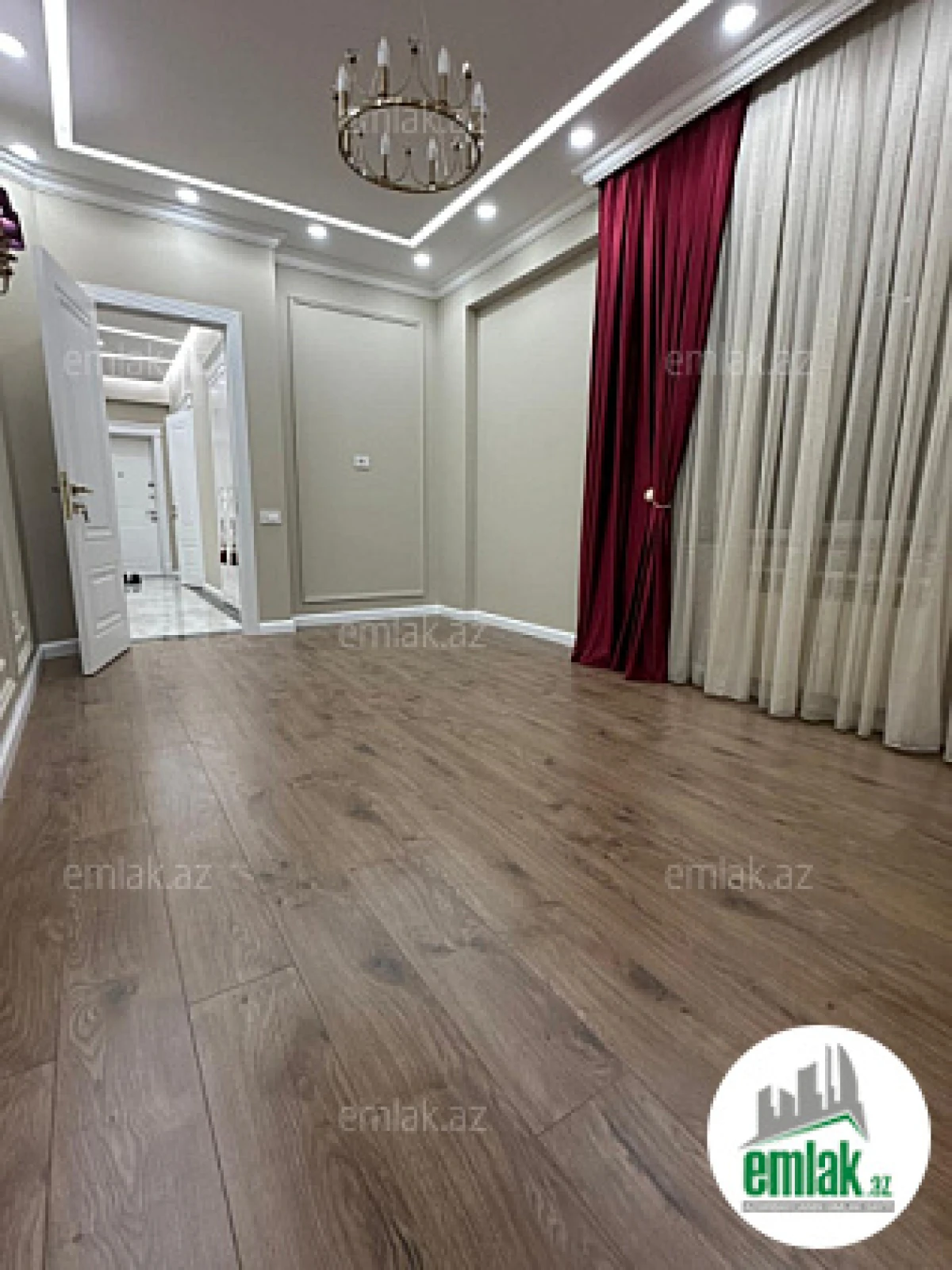 Satılır 3 otaqlı yeni tikili 90 m²