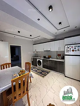 Satılır 4 otaqlı yeni tikili 135 m²
