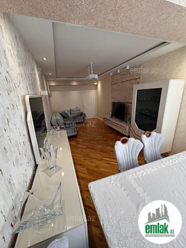 Satılır 4 otaqlı yeni tikili 135 m²