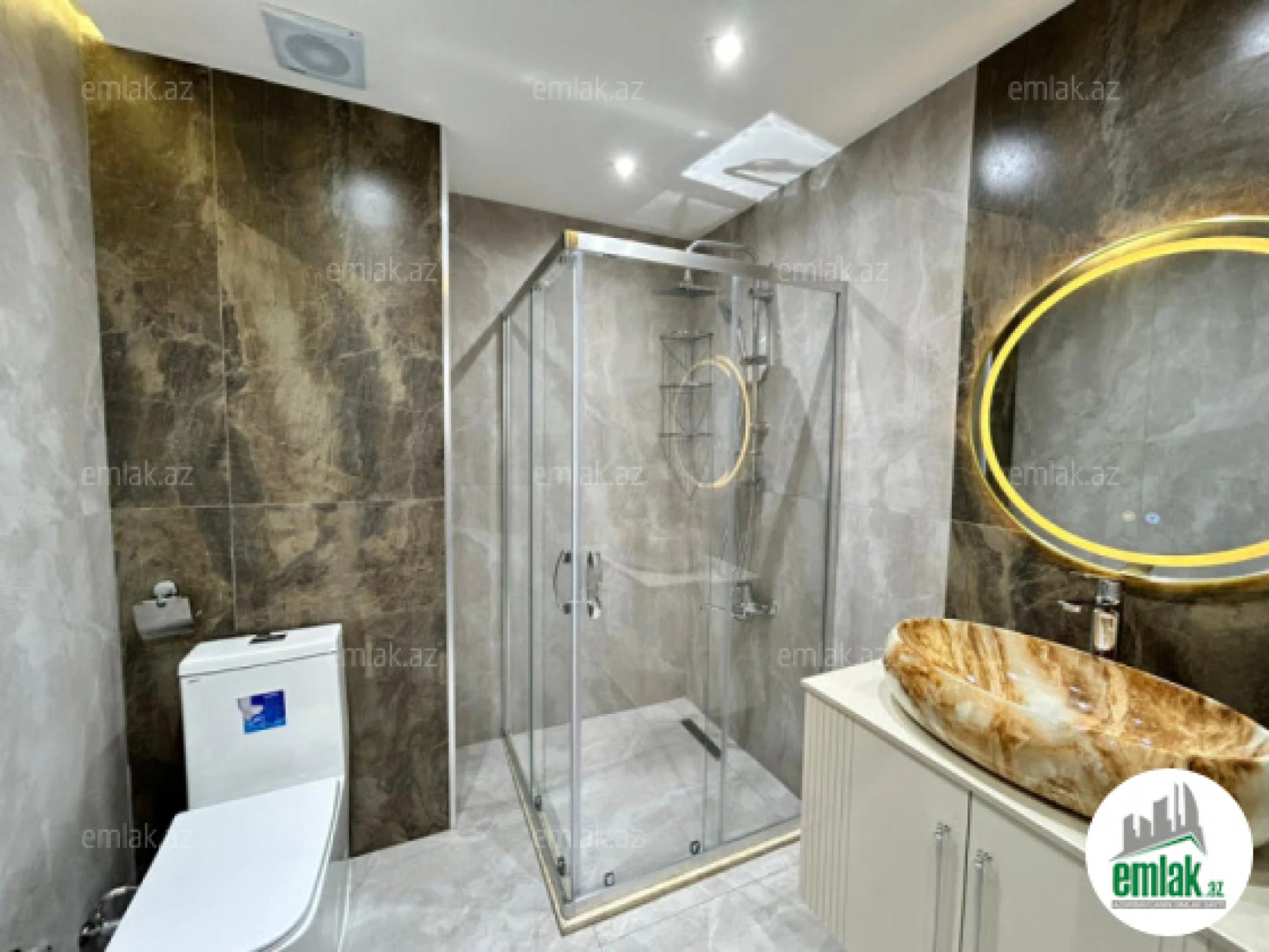 Satılır 4 otaqlı köhnə tikili 105 m²